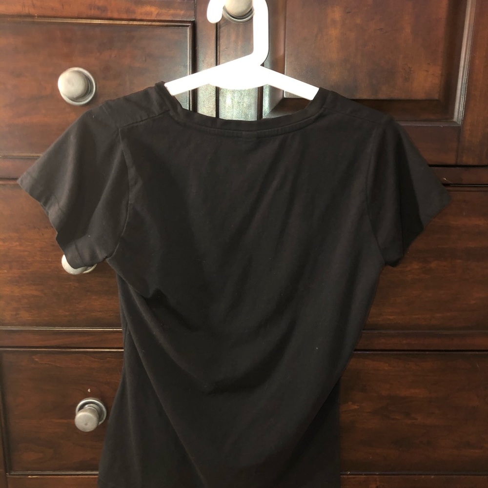New York black tee